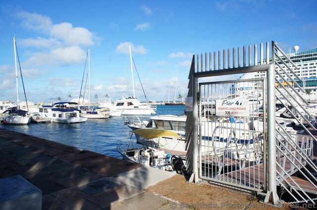 Pier 41 Royal Naval Dockyard.jpg
