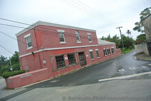 Red building on Cambridge Road Bermuda.jpg