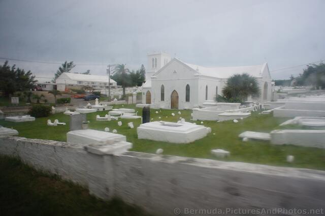 Saint Anne's Church White graveyard in Bermuda on South Rd.jpg