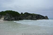 Rocks bordering Butts Beach & Horseshoe Bay Beach.jpg