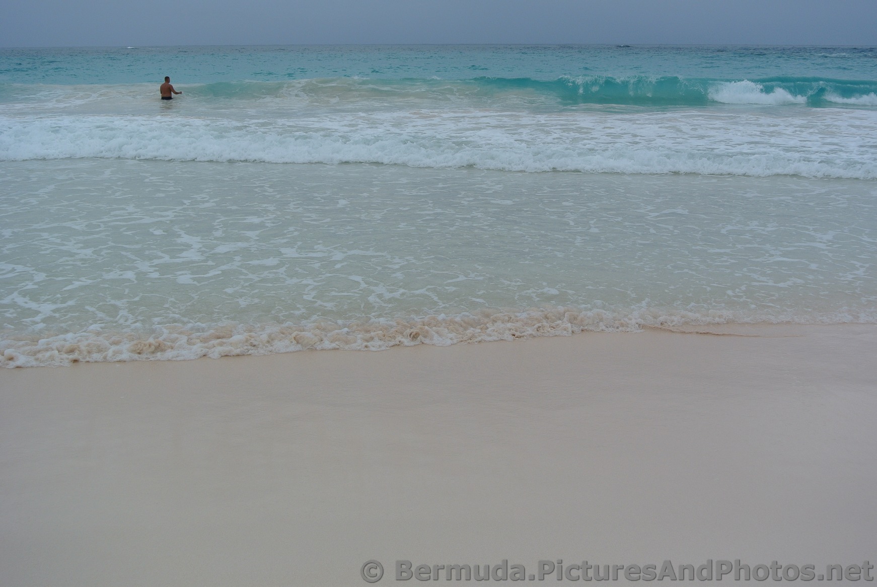 Waves coming ashore at Horseshoe Bay Beach.jpg