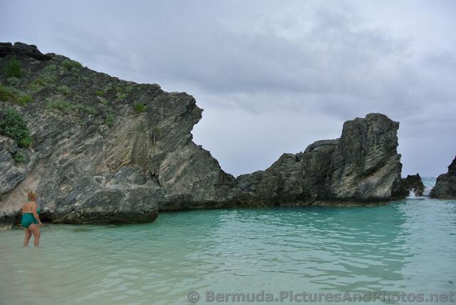 Black Rock formation at Horseshoe Bay Cove.jpg