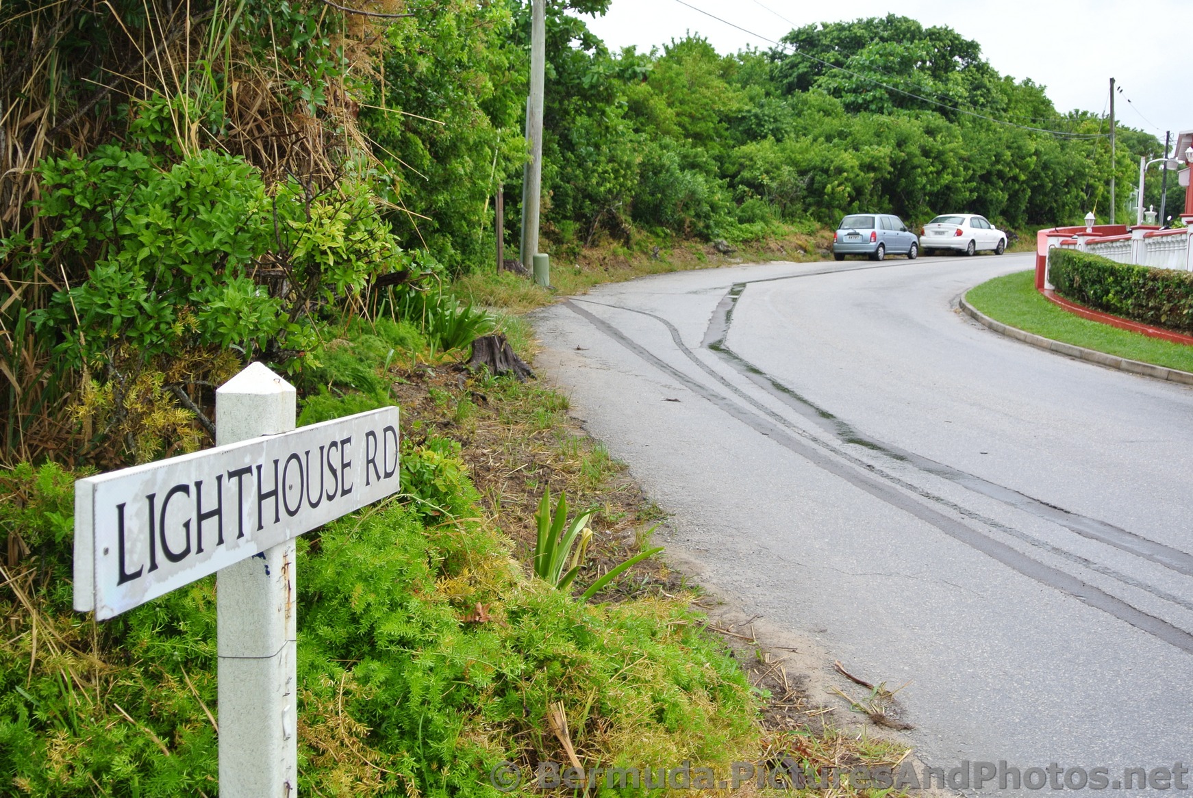Lighthouse Road Bermuda walking to Gibb's Hill Lighthouse.jpg