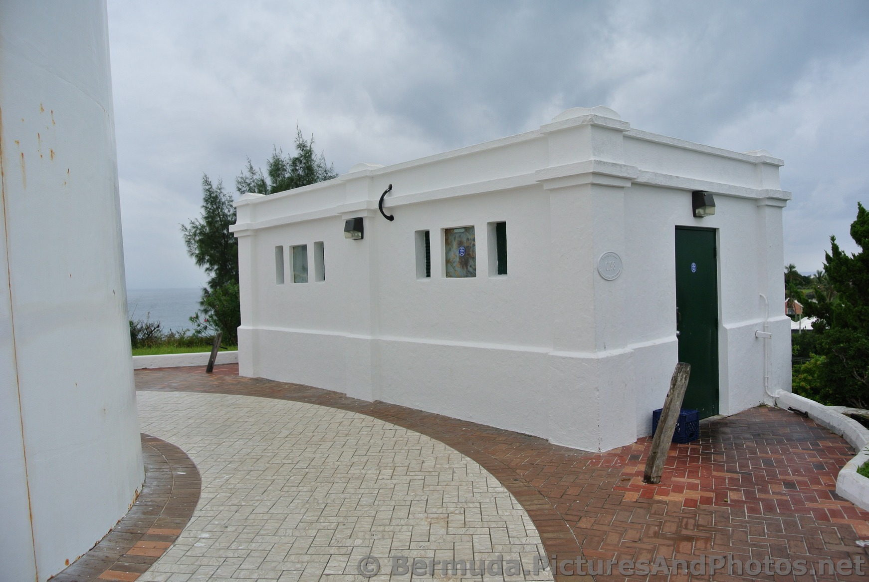 White Storage Room next to Gibbs Hill Lighthouse.jpg