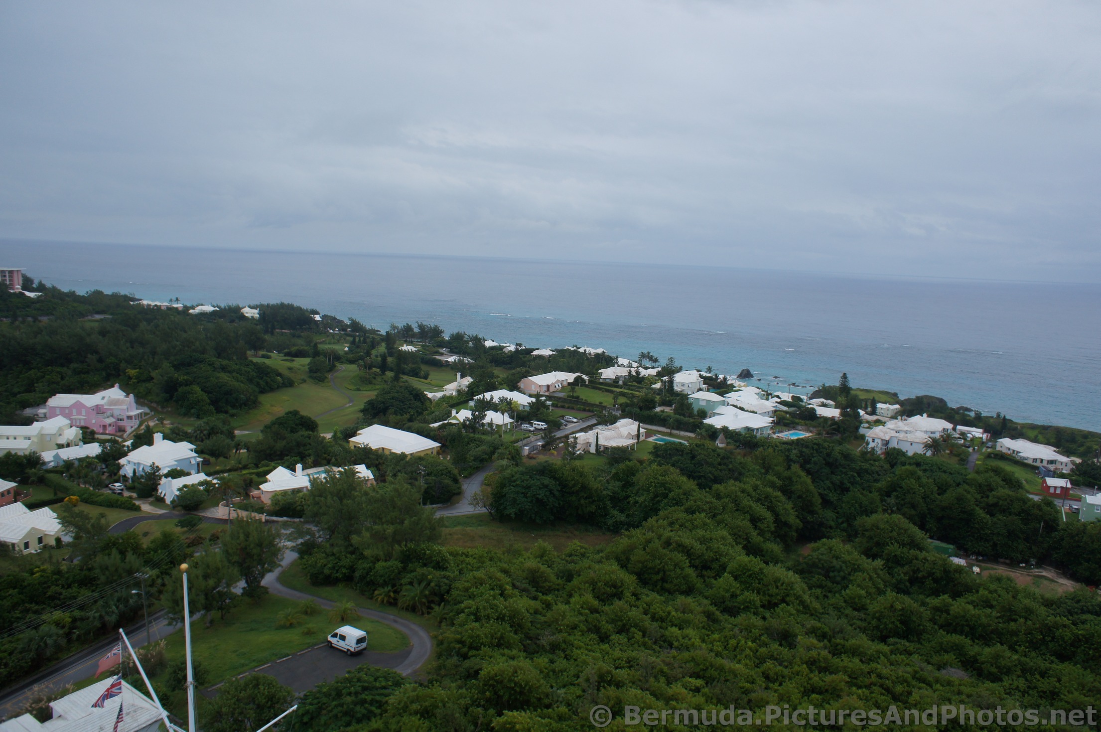 Sinky Bay Beach viewed from Gibbs Hill Lighthouse.jpg