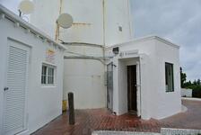 Entrance to Gibbs Hill Lighthouse.jpg