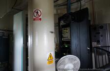 Electronics at the top of Gibbs Hill Lighthouse.jpg