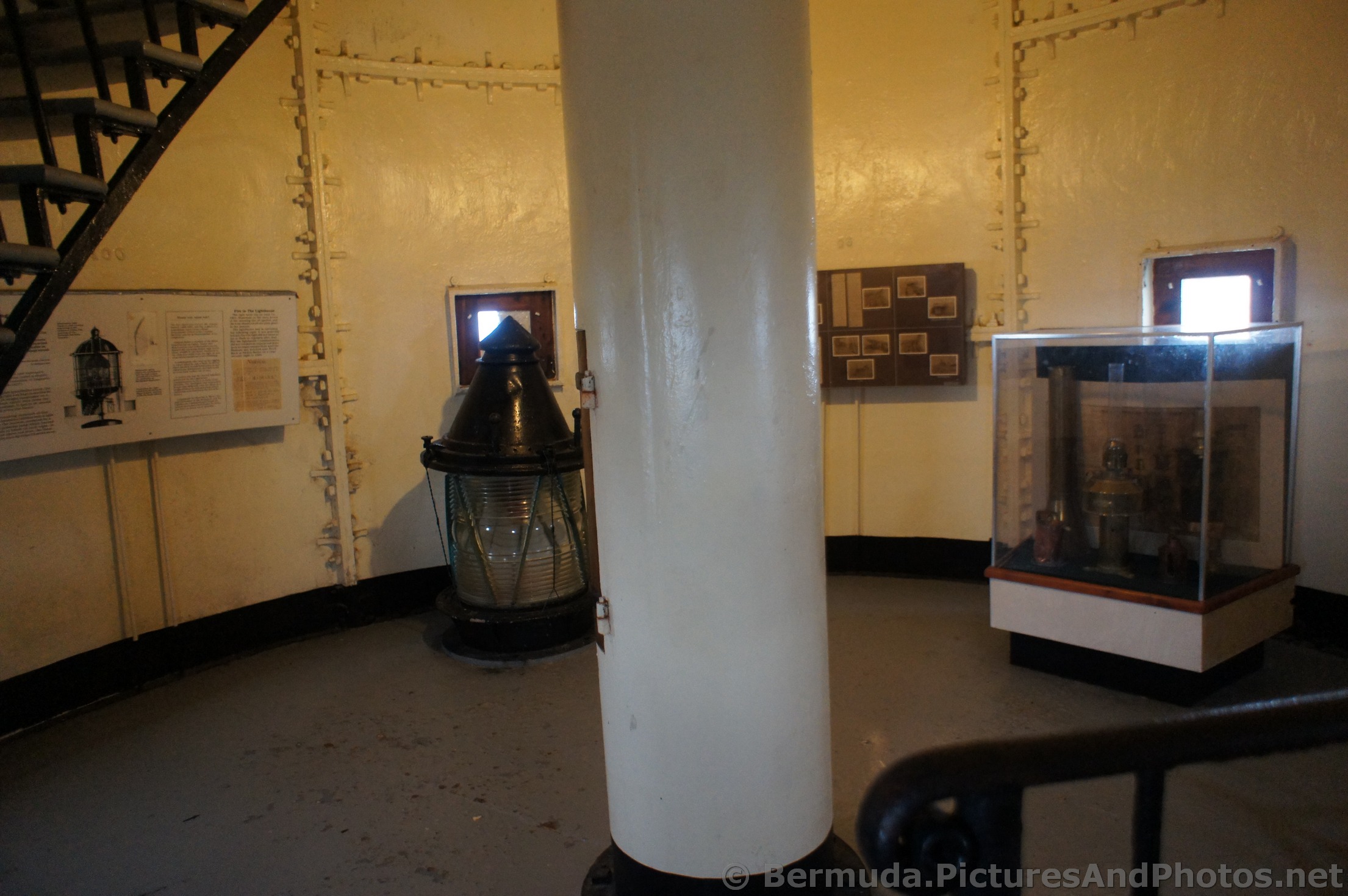 Lighting Apparatus at base of Gibbs Hill Lighthouse.jpg