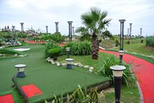 Hole #6 at Bermuda Fun Golf.jpg