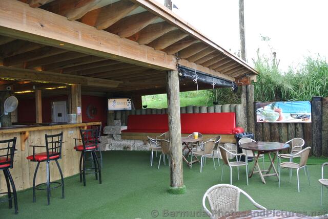 Sitting Bench at Caddy Shack Bermuda Fun Golf.jpg