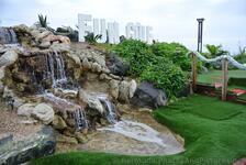 Water Fountain of Bermuda Fun Golf.jpg