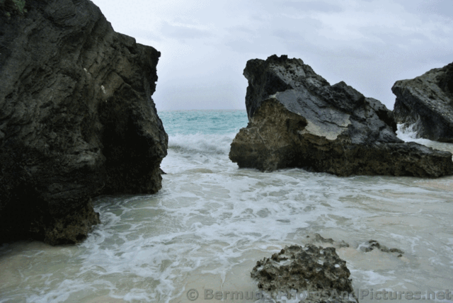 Bermuda Horsehoebay Beach Waves Animated-Gif