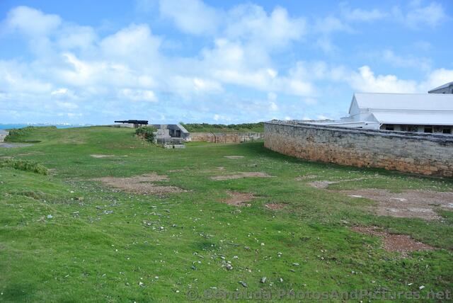 Grassy grounds of Bermuda Maritime Museum.jpg