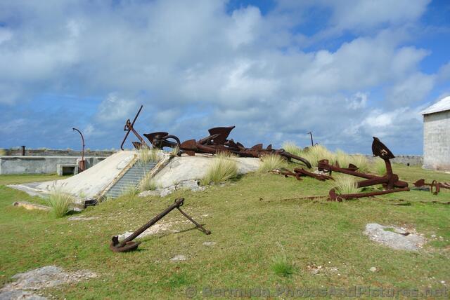 Large rusty anchors on grounds of Bermuda Maritime Museum.jpg