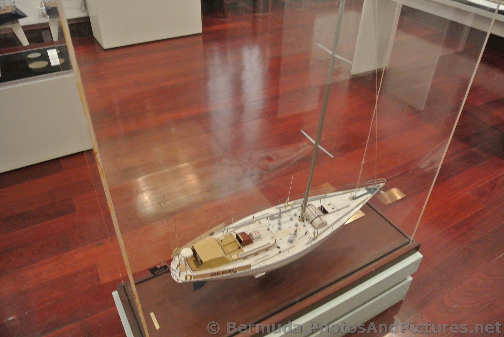 War Baby Race Boat Commsioner's House Bermuda Maritime Museum.jpg