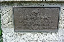 Description plaque for Neptune Statue at National Museum of Bermuda.jpg
